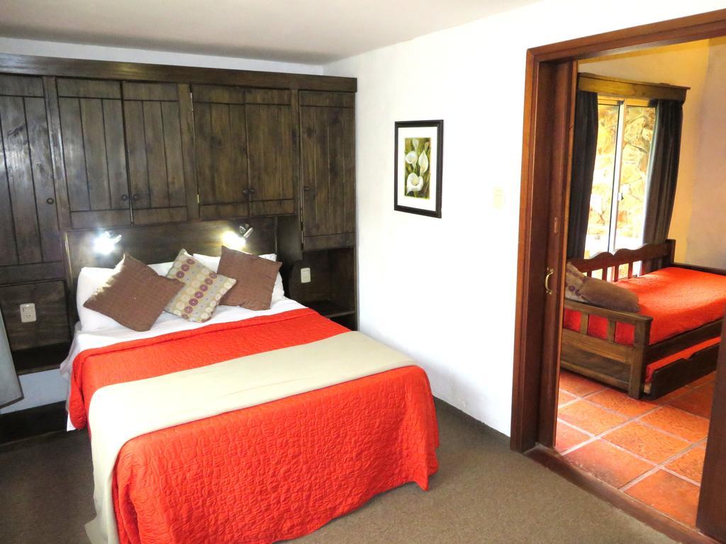 Casa De Piedra Hotel Termas del Dayman Phòng bức ảnh